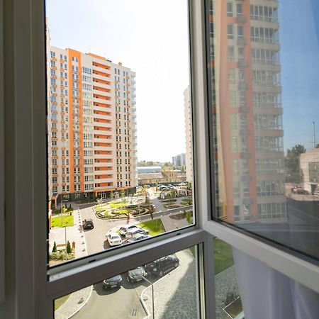 Petrovdom 78-170 Smart Comfort In Rc Nivki Park Kiev Luaran gambar