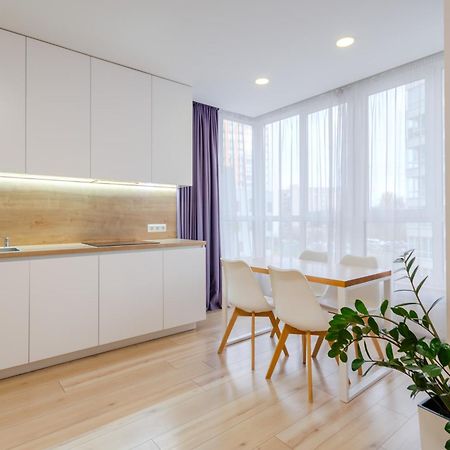 Petrovdom 78-170 Smart Comfort In Rc Nivki Park Kiev Luaran gambar