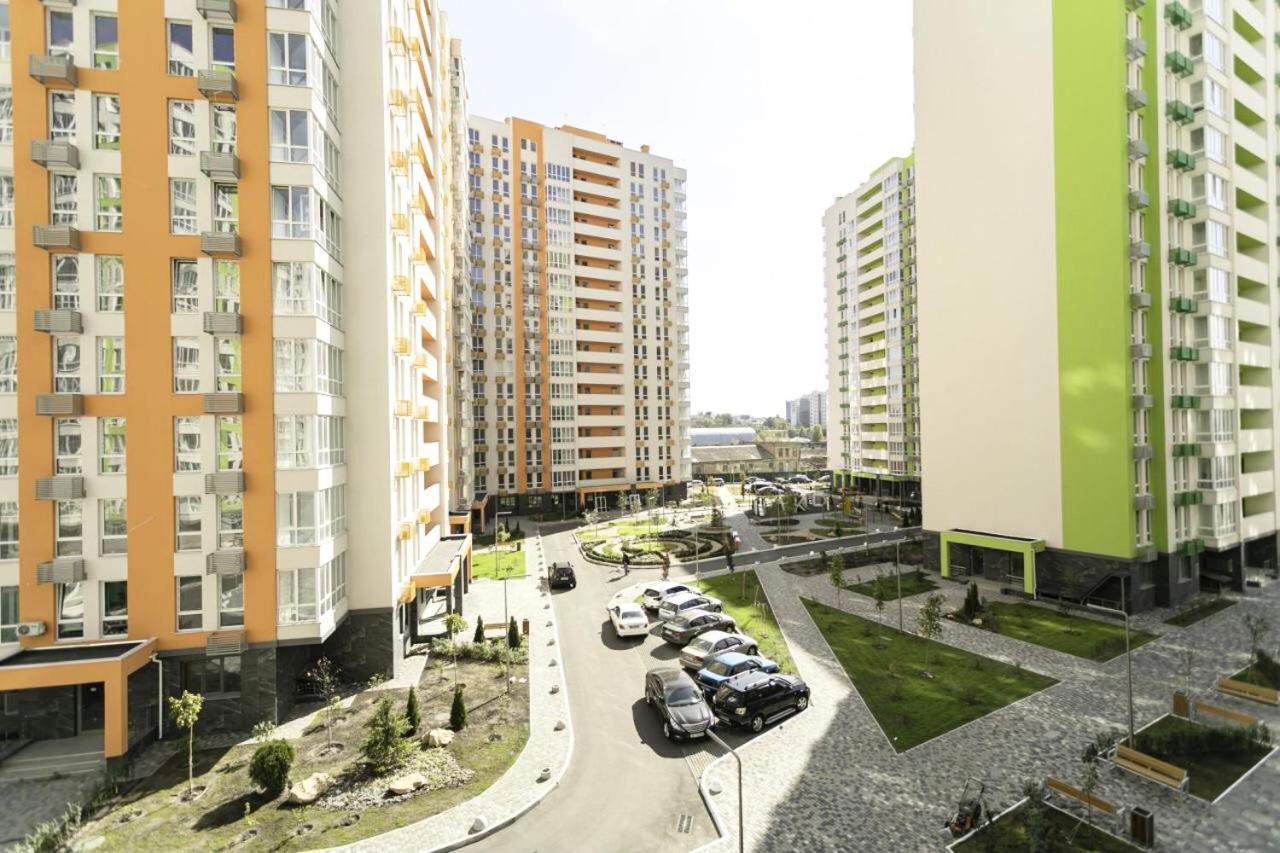 Petrovdom 78-170 Smart Comfort In Rc Nivki Park Kiev Luaran gambar